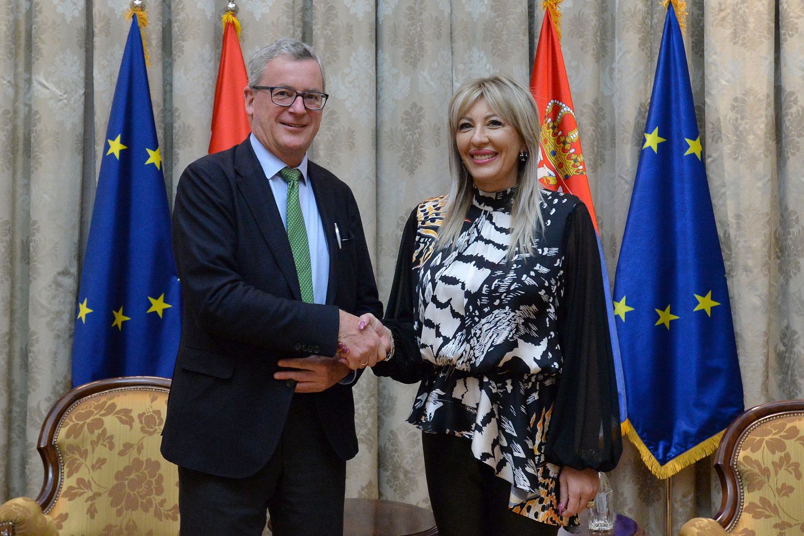 J. Joksimović 和 Eigner：塞爾維亞在加入歐盟的所有領域都取得了進展